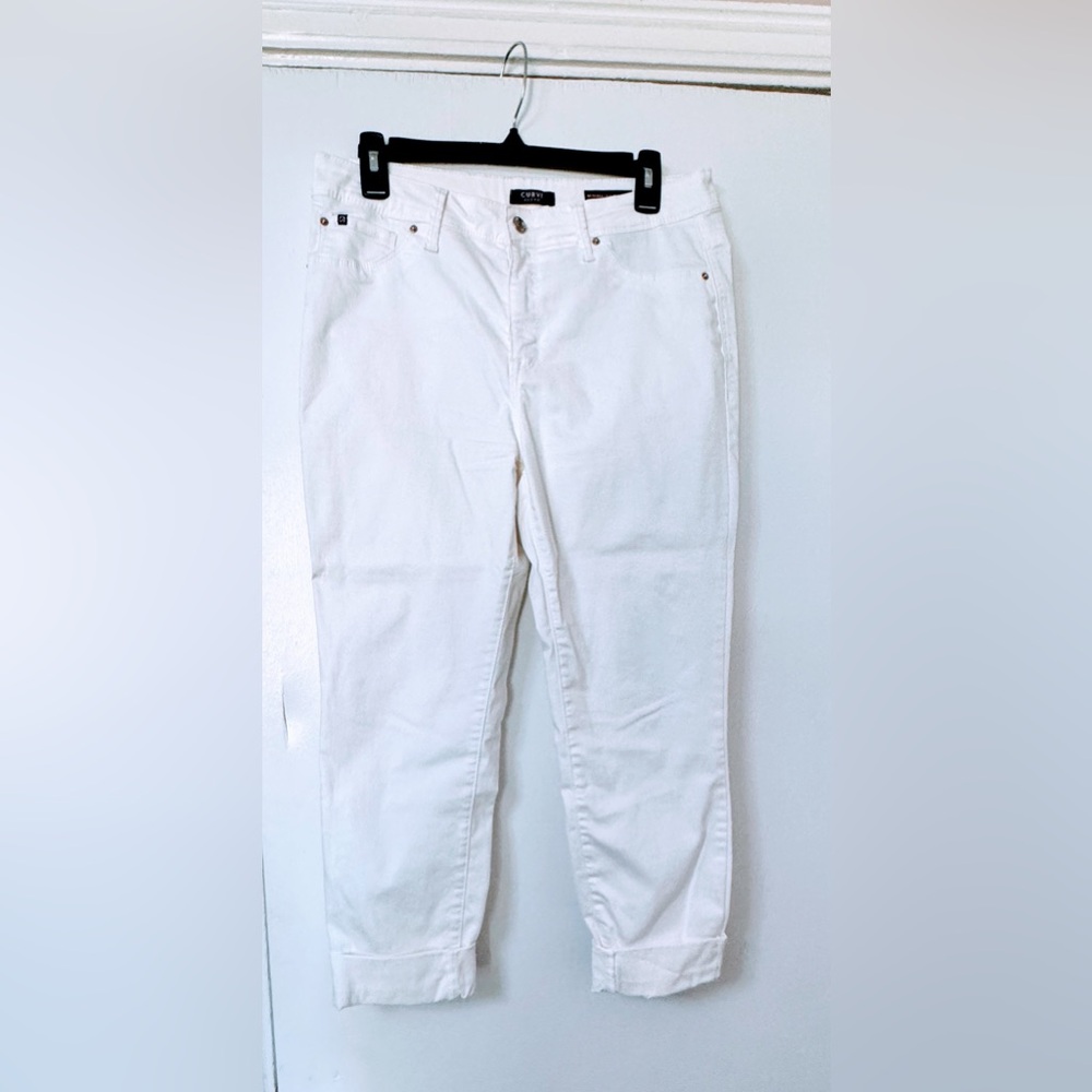White jeans super cute ☺️ can dress up or down.